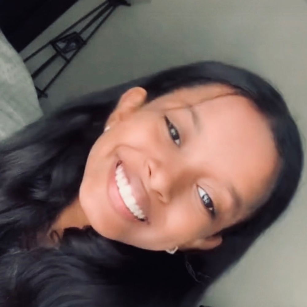 Meet your Posher, Aresema